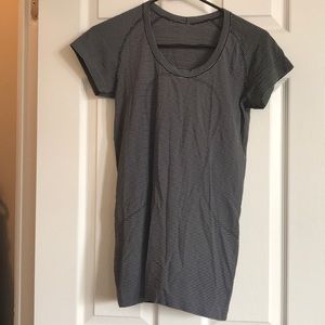 Lululemon Swiftly tech crew black/white stripe